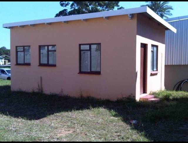 428M² FACTORY FOR SALE IN UVONGO